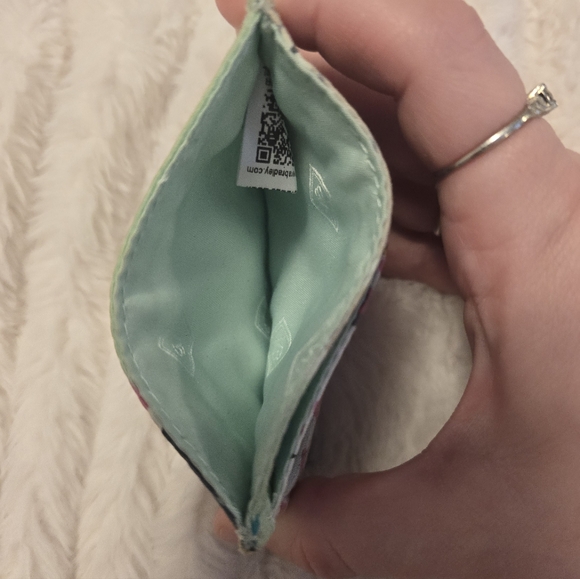 Vera Bradly Wallet In Mint Flower Patter - Picture 4 of 4